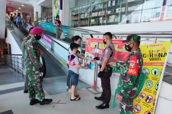 Satgas COVID-19 Bandarlampung imbau warga patuhi prokes di pusat perbelanjaan