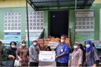 BRI Ambon salurkan bantuan bagi Pondok Pesantren di Sirimau