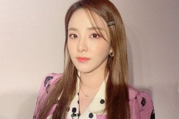 Sandara Park rilis album rePRISM melalui label mandiri ARADNAS pada 20 Juni