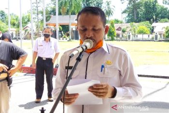 Wabup Bartim harapkan momentum Idul Fitri tingkatkan etos kerja