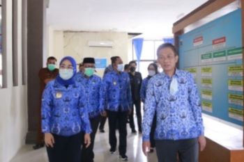 Bupati Mamuju : ASN tambah liburan, tunjangan kinerja dipotong