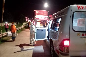 Satu orang penumpang bus asal Padang diduga terpapar COVID-19