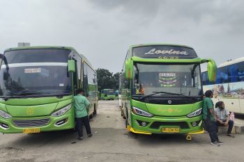 Bus di Terminal Rajabasa wajibkan penumpang miliki surat bebas COVID-19