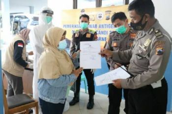 Cegah COVID-19, Polres Banjarnegara gelar tes antigen bagi calon penumpang bus