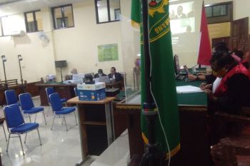 Terdakwa Syahroni dituntut lima tahun penjara terkait korupsi di Dinas PUPR Lampung Selatan