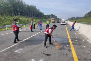 Kecelakaan maut pertama usai lebaran di Tol Pekanbaru - Dumai, dua tewas