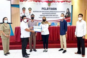 Tingkatkan SDM, pengurus koperasi di Barut ikuti pelatihan  akuntansi