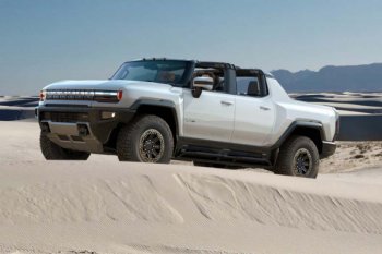 GM uji coba pikap Hummer listrik