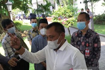 Pemprov Jatim klarifikasi dugaan kerumunan acara ultah gubernur-wagub