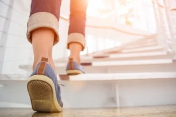 Lebih banyak langkah tiap hari dapat membantu perpanjang usia