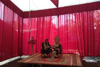 Pengantin ini pesta tanpa pelaminan akibat penyedia jasa ingkar janji