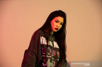 Reikko ceritakan "toxic relationship" melaui "Problems"