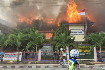Kebakaran SMKN 1 Luwuk,  api diduga dari rumah penjaga sekolah