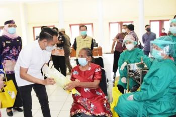 Wali Kota: Vaksinasi lansia untuk lindungi masyarakat rentan