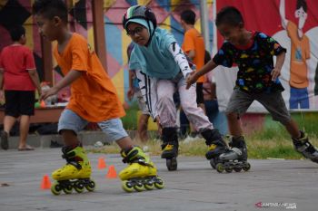 Latihan Sepatu Roda di Madiun