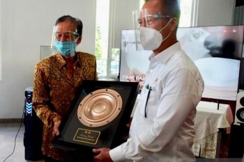Menperin akui baru tahu "speaker" mobil mewah dibuat di Surabaya