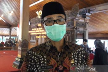 Bupati  berharap vaksinasi bagi pedagang tembakau