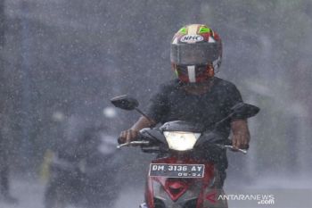 BMKG prakirakan hujan lebat disertai angin kencang  di  beberapa wilayah