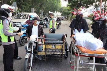 Sosialisasi protokol kesehatan, ini dilakukan polisi lalu lintas di Lhokseumawe