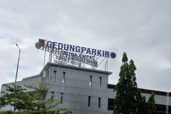 Masyarakat diimbau parkir ditempat yang disediakan Pemkot Bukittinggi, bukan di parkir liar