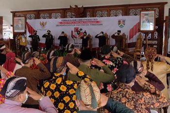 Upacara Hari Lahir Pancasila, Forkopimda Kota Magelang pakaian adat