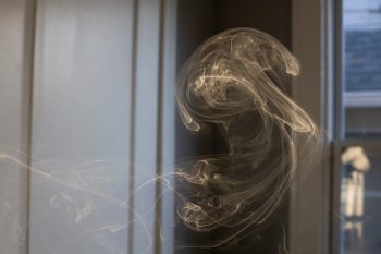 Orang yang merokok sejak muda cenderung lebih sulit berhenti