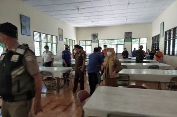 Pemkab Pangkep larang guru ke sekolah jika belum divaksin COVID-19