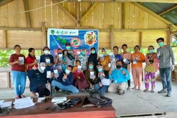 Satgas COVID-19 Luwu Utara turun langsung vaksin warga