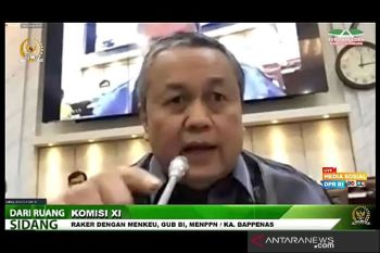 Gubernur BI Perry Warjiyo proyeksikan ekonomi RI akan tumbuh 5,5 persen tahun depan