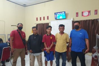 Polres Pasaman Barat tangkap pelaku diduga pencuri sepeda motor dan penadah