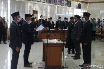 Dua anggota DPRD Agam baru melalui melanisme PAW dilantik