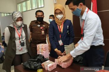 Tersangka korupsi jalan di Ogan Ilir lunasi sisa uang kerugian negara Rp679 juta