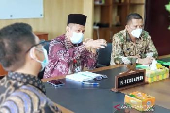 Bupati Meranti nilai sikap Pemprov masih ngambang soal jalan poros
