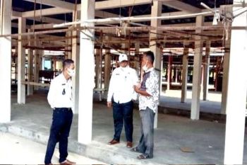 Motivasi pelaku ekonomi, Kadis Nakertranskop UKM kunjungi BUMDes dan UKM