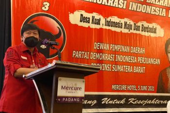 PDIP Sumbar gelar rakerda hasilkan program  menyentuh rakyat