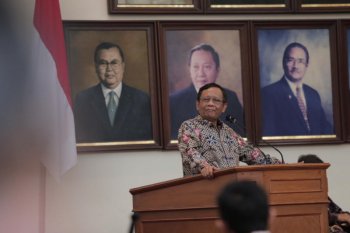 Menkopolhukam ajak para akademisi di DIY memperbaiki moral bangsa