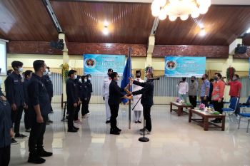 Datu Iskandar lantik kepengurusan PWI Tarakan 2021-2023