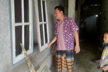 Menginap di rumah ortu yang sakit, rumah pasutri di Lotim diobrak-abrik maling