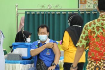 Jelang pembelajaran tatap muka 13.677 guru Lampung telah di vaksin