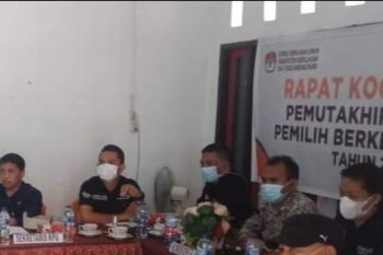 KPU Sitaro gelar rapat rekapitulasi PDPB