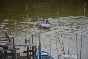 Speedboat Rian Tujuan Tarakan - Sembakung Terbalik