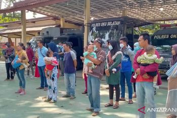 Polres OKU Selatan bantu  biaya operasi bibir sumbing 18 warga