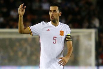 Sergio Busquet dinyatakan positif COVID-19