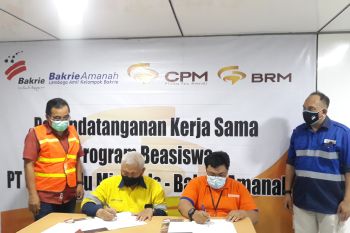 PT CPM-Bakrie Amanah  bantu biaya kuliah penyintas gempa Sulteng