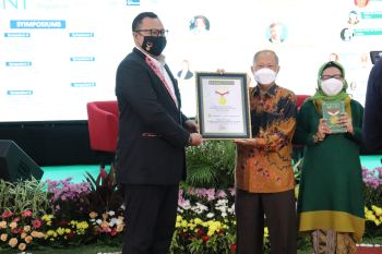 Pendidikan abad 21 tidak hanya bersandar pada pengetahuan