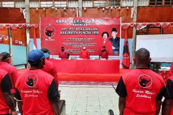 DPC PDIP Puncak Jaya gelar rakercab perkuat konsolidasi partai