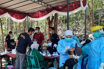 16 warga Girisekar di Gunung Kidul terpapar COVID-19 di hajatan tetangga
