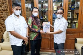 Pemkab Kampar dan Syahrul Aidi serahkan prososal lanjutan pembangunan jalan