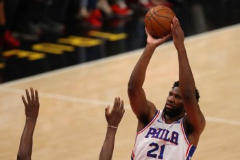 76ers balik memimpin 2-1 dalam  semifinal Wilayah Timur