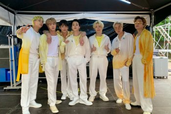 Ed Sheeran kembali rilis lagu untuk BTS